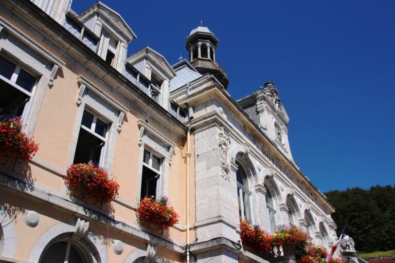 Cote BB 77 aux Archives Municipales de Saint-Claude, Recensement de Morez en 1789